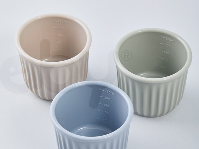 S-SB_09.jpg/ 一體成型無死角,清潔方便不卡垢,ianbaby頂級鉑金矽膠多功能防漏碗耐高溫消毒,不必擔心細菌滋生。