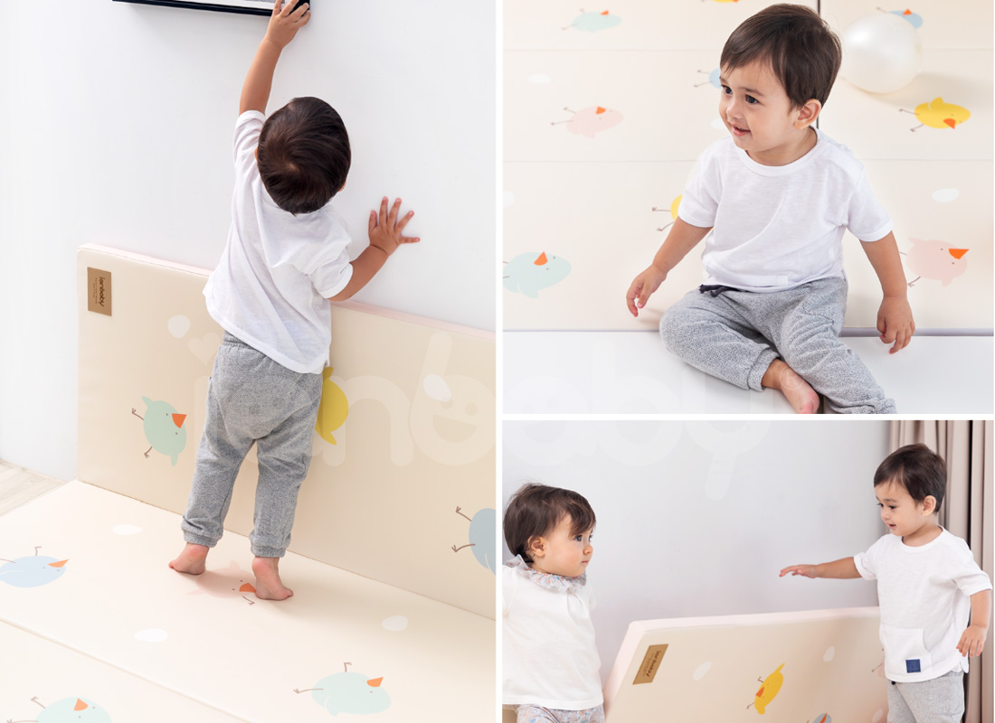 M-FM_13.jpg/ 多功能設計,除了是嬰兒爬行墊、午睡墊、遊戲墊、床邊墊,ianbaby 2in1韓製兒童折疊墊粉彩雞蛋仔也能變身小沙發、階梯、隧道或是溜滑梯供寶寶玩樂。
