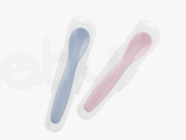 S-SP_23.jpg/ ianbaby頂級鉑金矽膠餵食湯匙Stage.2每一支都附有專屬的獨立收納盒,湯匙間不汙染,衛生乾淨無疑慮。