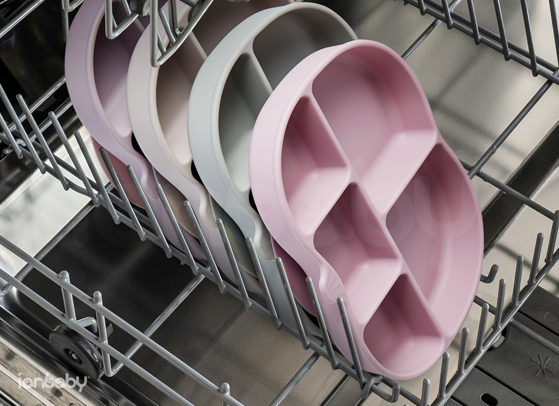 S-FT_18.jpg/ ianbaby頂級鉑金矽膠吸附學習餐盤可使用洗碗機，可浸泡洗滌，亦可以用熱水加熱消毒。